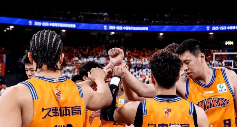 B体育登录入口-解说:这个赛季的上海男篮,没有辜负他们的豪华阵容